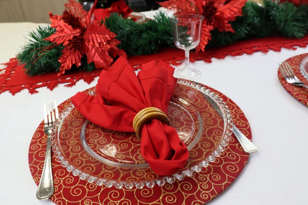 Como arrumar a mesa para um jantar de Natal? – Blog Fiesta Party Festa